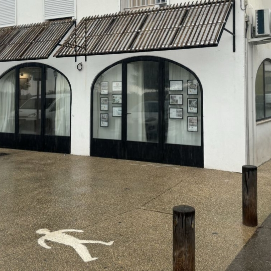 MAESTRA IMMOBILIER : Local / Bureau | SAINTES-MARIES-DE-LA-MER (13460) | 90.00m2 | 230 000 € 