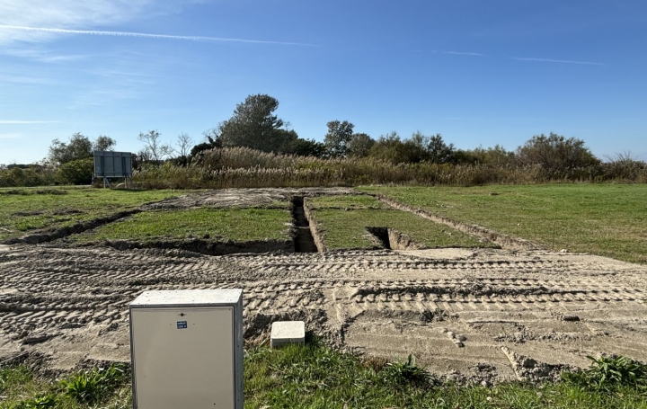 Terrain SAINTES-MARIES-DE-LA-MER 225 000 € Terrain SAINTES-MARIES-DE-LA-MER 225 000 €